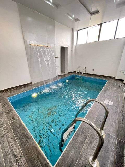BEAUTIFULLY FINISHED 4 BEDROOM FULLY DETACHED LUXURY HOME WITH BQ FOR SALE!!!