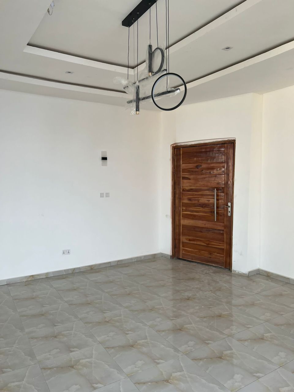 2 BEDROOM LUXURY APARTMENT