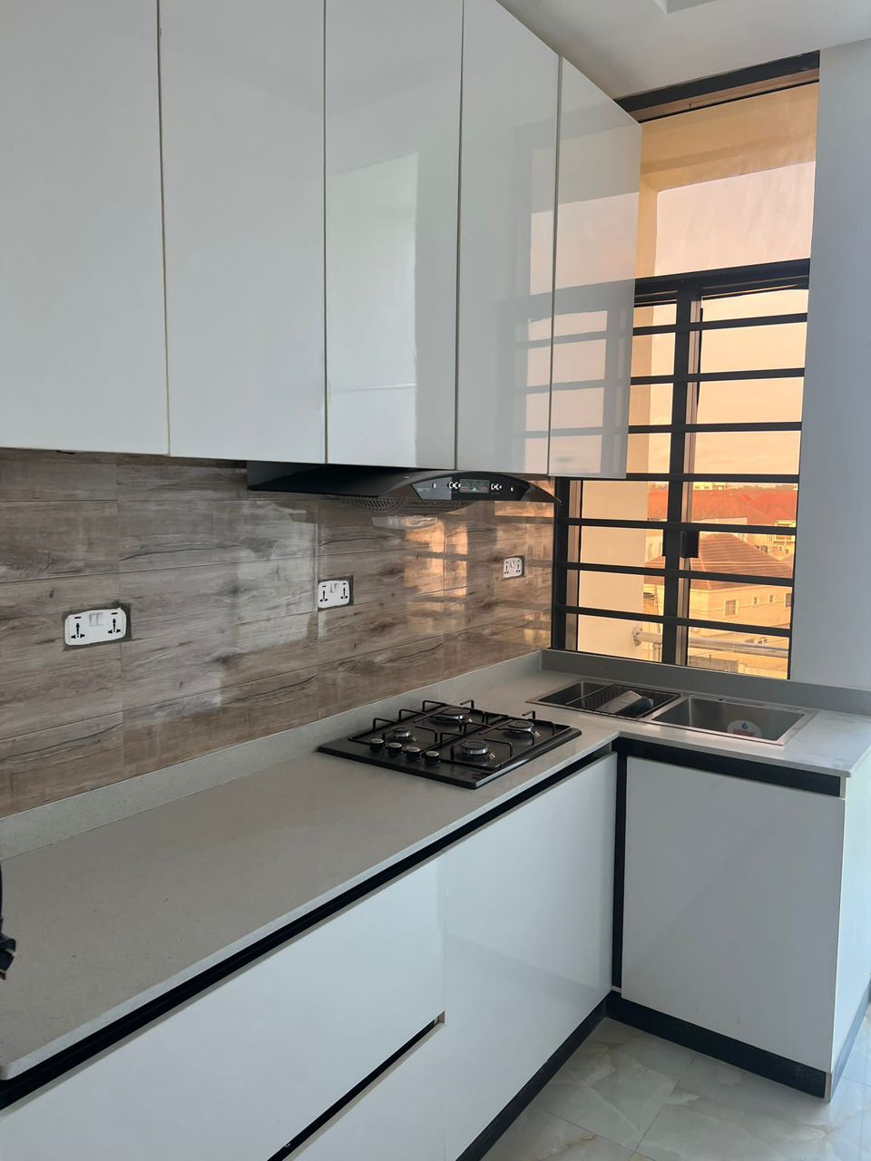 2 BEDROOM LUXURY APARTMENT